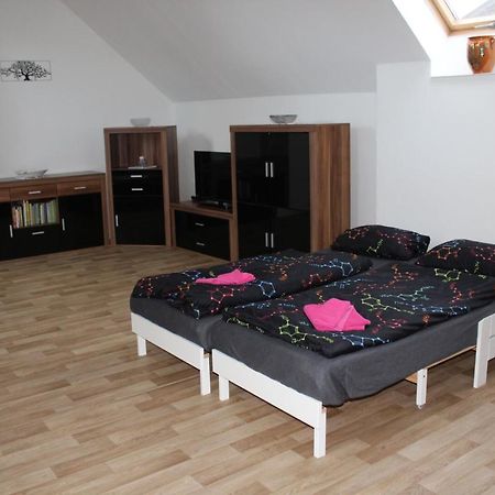 Apartman Rapotin, Jesenicka 296, 3Km Od Termalniho Parku Velke Losiny Екстериор снимка