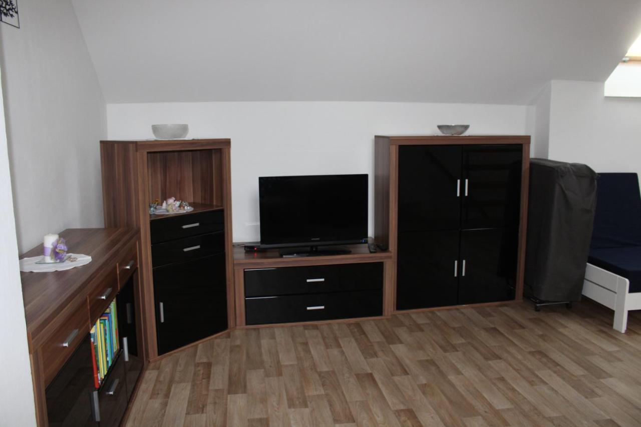 Apartman Rapotin, Jesenicka 296, 3Km Od Termalniho Parku Velke Losiny Екстериор снимка